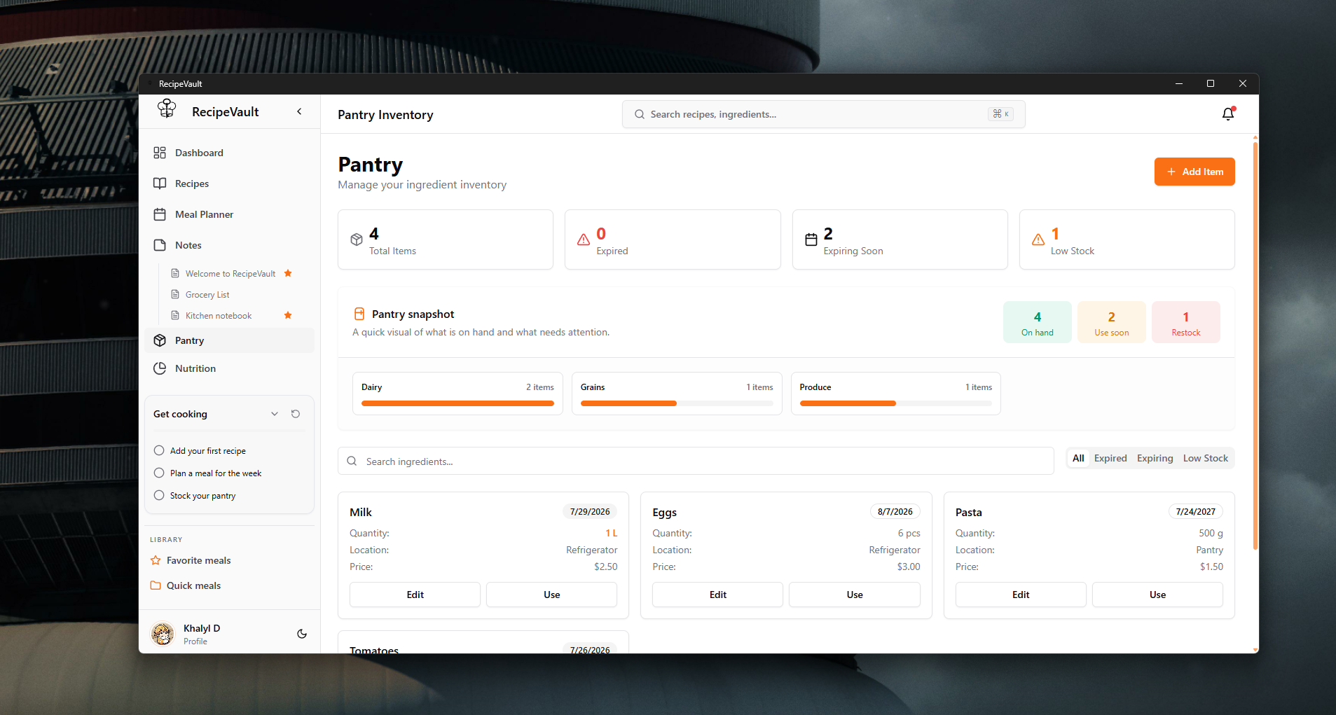 Pantry inventory with snapshot stats and item list